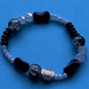 ‼️Host Pick‼️Black Onyx and Crystal Bracelet